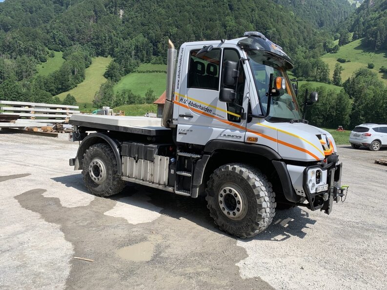 UNIMOG U423